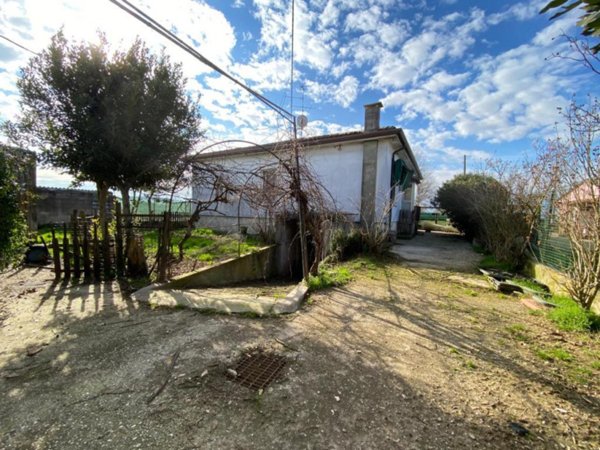 casa indipendente in vendita a Mozzecane in zona Tormine