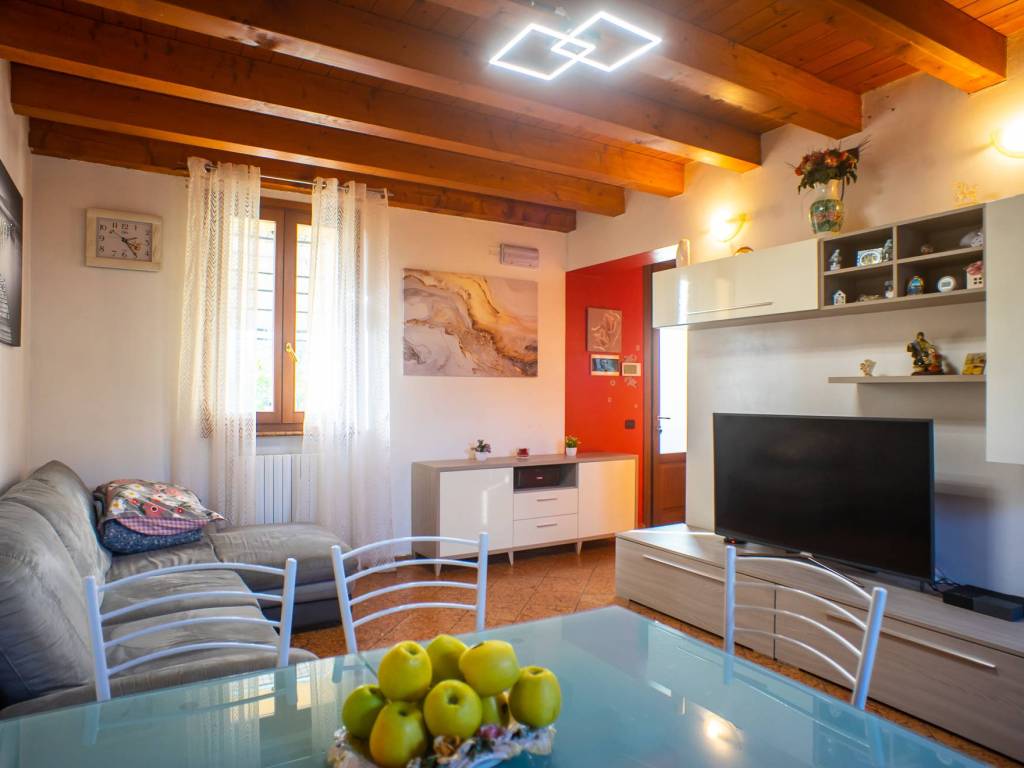 casa indipendente in vendita a Mozzecane