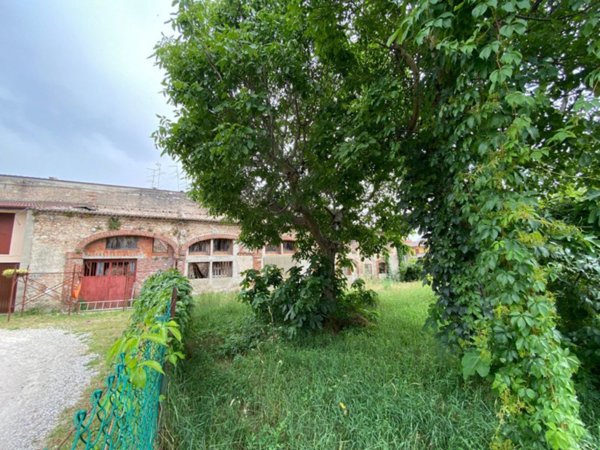 casa indipendente in vendita a Mozzecane