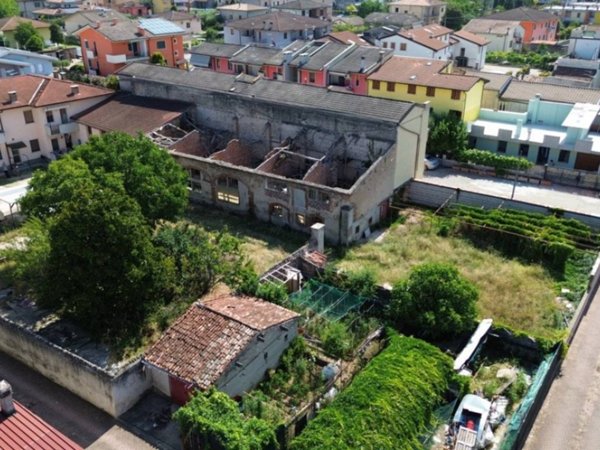 casa indipendente in vendita a Mozzecane