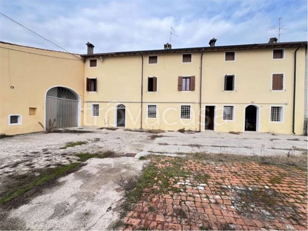 casa indipendente in vendita a Mozzecane