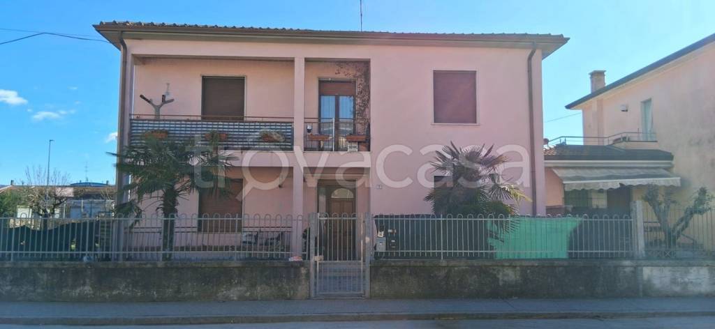 casa indipendente in vendita a Mozzecane