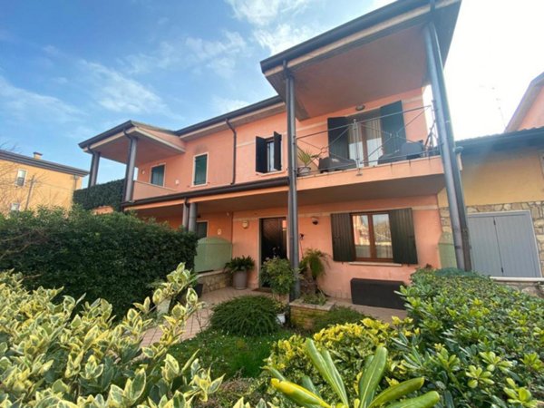 casa indipendente in vendita a Mozzecane in zona San Zeno