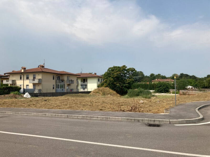 terreno edificabile in vendita a Mozzecane in zona San Zeno