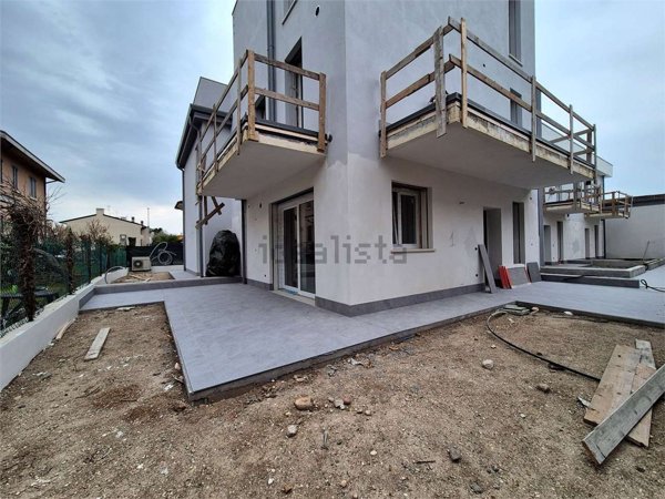 casa indipendente in vendita a Mozzecane