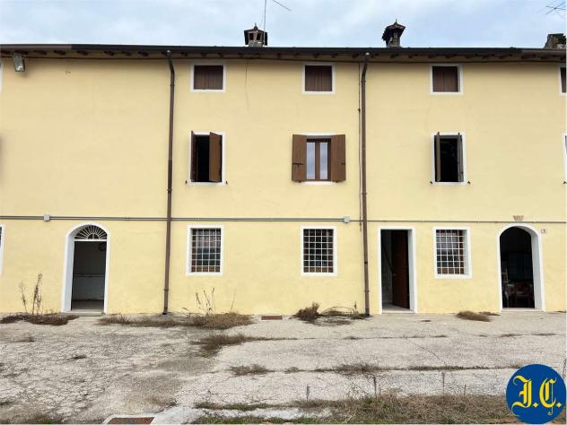 casa indipendente in vendita a Mozzecane