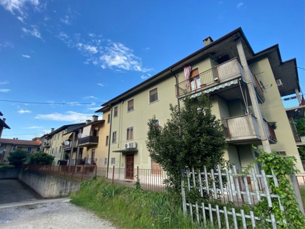 appartamento in vendita a Mozzecane in zona Grezzano
