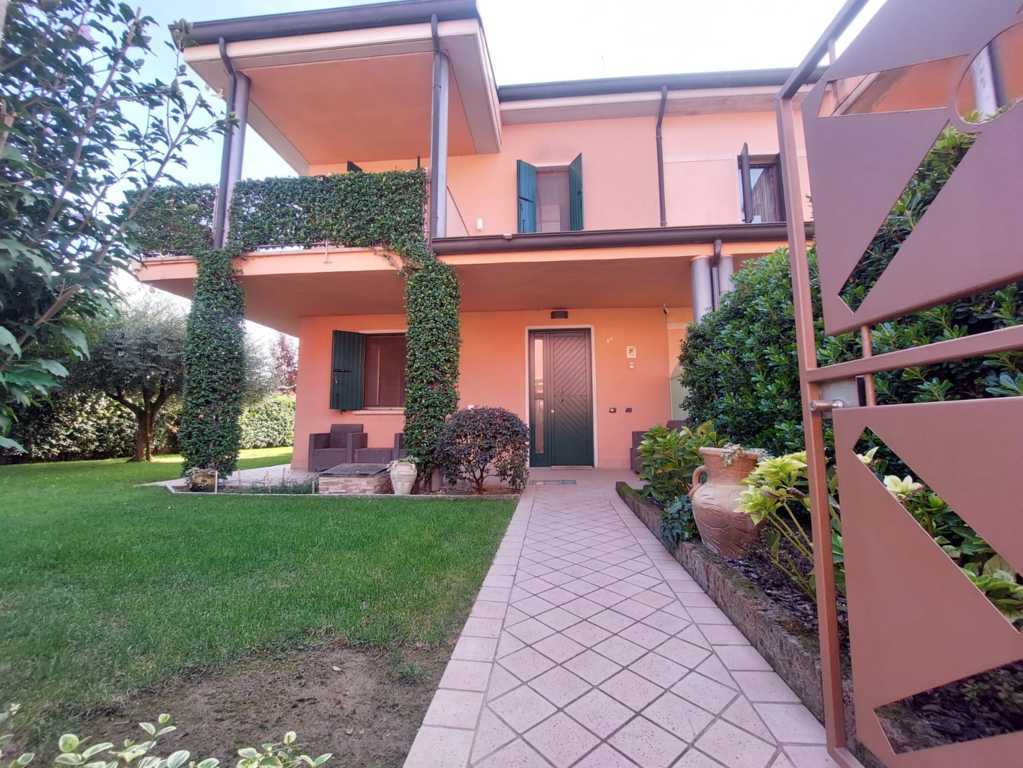 casa indipendente in vendita a Mozzecane in zona San Zeno