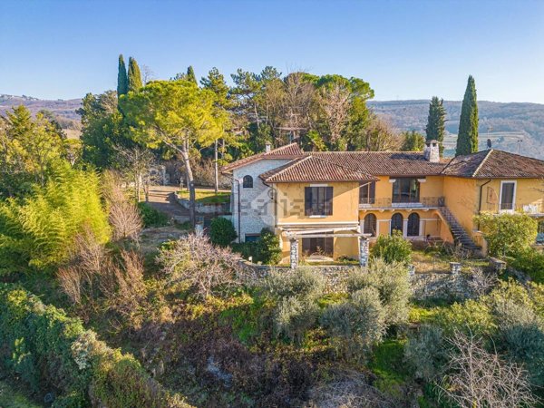 appartamento in vendita a Negrar di Valpolicella in zona Santa Maria