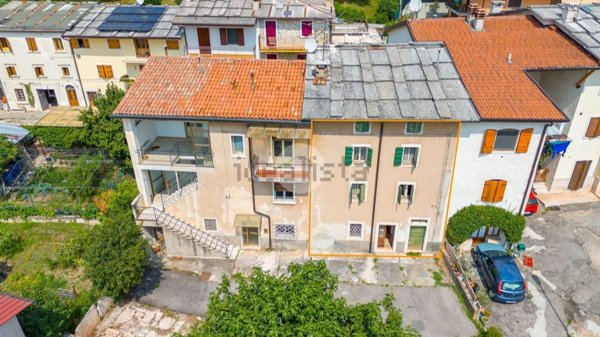 casale in vendita a Negrar di Valpolicella in zona Prun