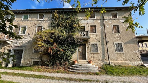 casa indipendente in vendita a Negrar di Valpolicella