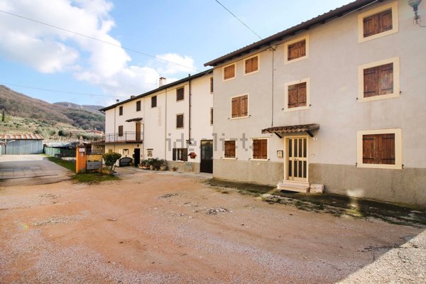 pentavano in vendita a Negrar di Valpolicella