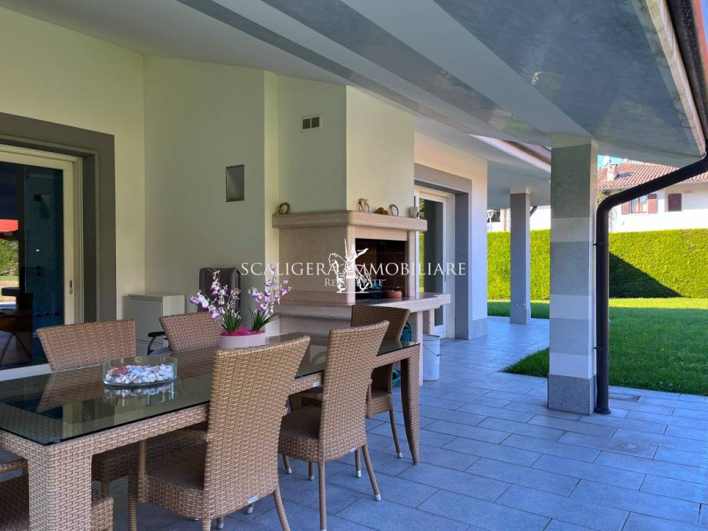 casa indipendente in vendita a Negrar di Valpolicella