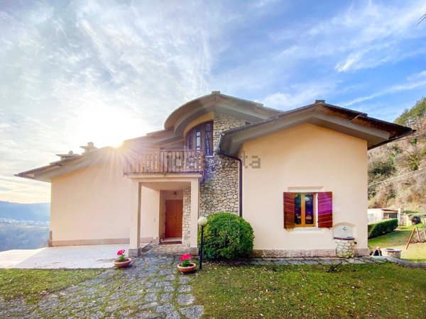 casa indipendente in vendita a Negrar di Valpolicella in zona Prun