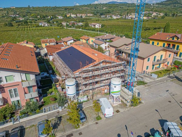 appartamento in vendita a Negrar di Valpolicella in zona Santa Maria