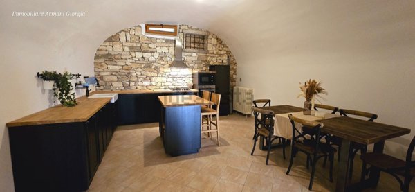 quadrivano in vendita a Negrar di Valpolicella in zona Prun