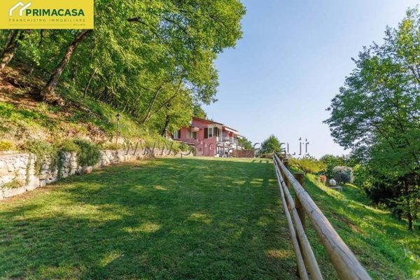 casa indipendente in vendita a Negrar di Valpolicella in zona Montecchio