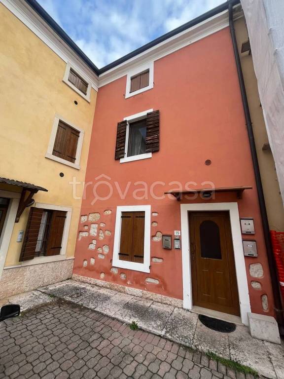 appartamento in vendita a Negrar di Valpolicella in zona Santa Maria