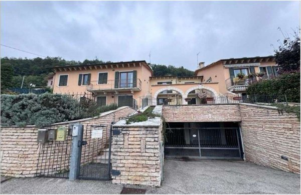 appartamento in vendita a Negrar di Valpolicella in zona Prun