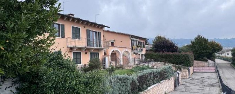 appartamento in vendita a Negrar di Valpolicella in zona Prun