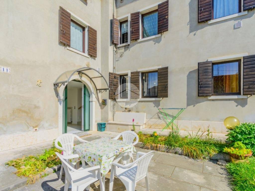 appartamento in vendita a Negrar di Valpolicella in zona Jago