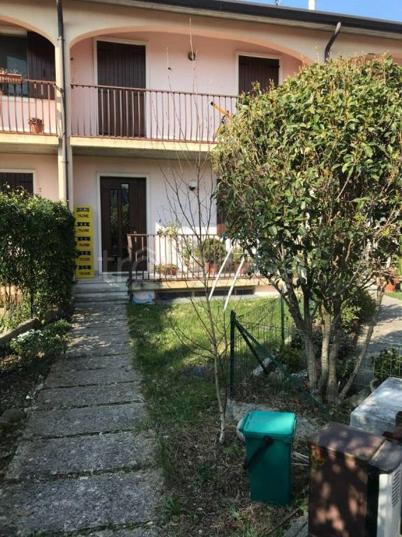 casa indipendente in vendita a Negrar di Valpolicella in zona Jago