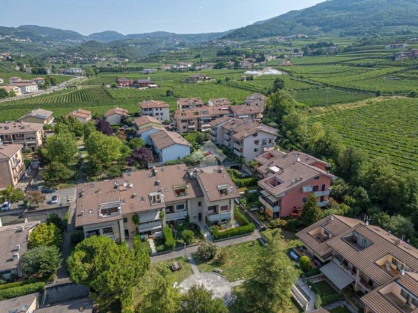 appartamento in vendita a Negrar di Valpolicella in zona Arbizzano
