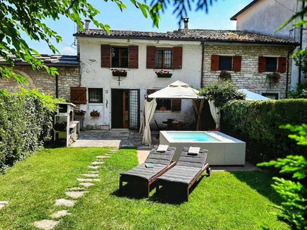 casa indipendente in vendita a Negrar di Valpolicella
