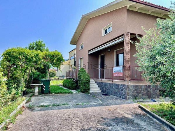 casa indipendente in vendita a Negrar di Valpolicella