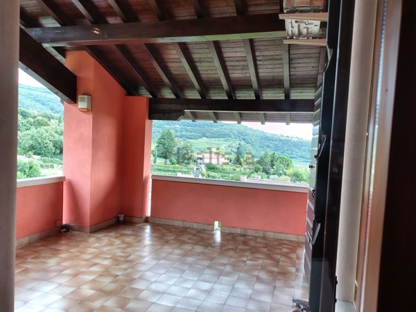 casa indipendente in vendita a Negrar di Valpolicella in zona Arbizzano