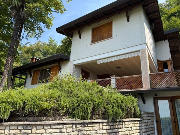 casa indipendente in vendita a Negrar di Valpolicella