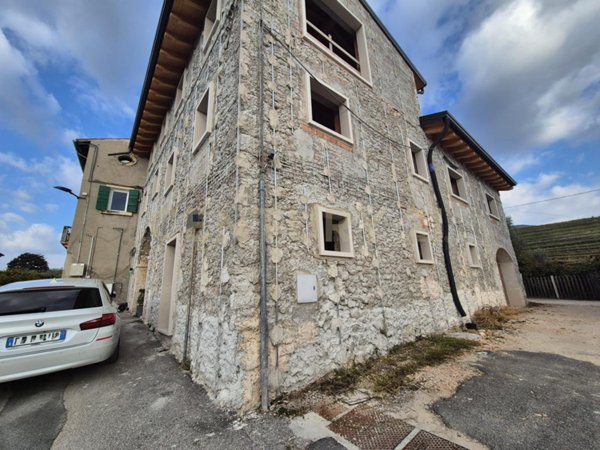 casa indipendente in vendita a Negrar di Valpolicella