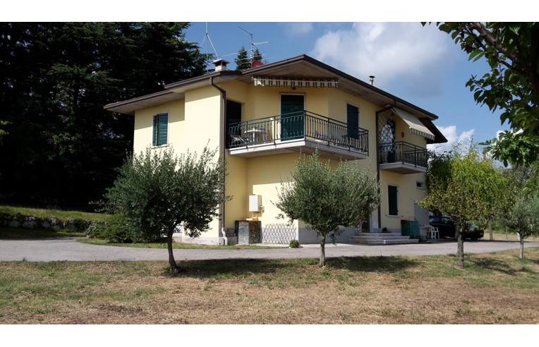 casa indipendente in vendita a Negrar di Valpolicella
