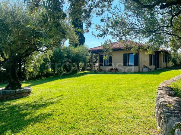 casa indipendente in vendita a Negrar di Valpolicella