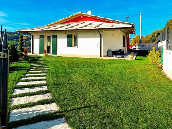 casa indipendente in vendita a Negrar di Valpolicella