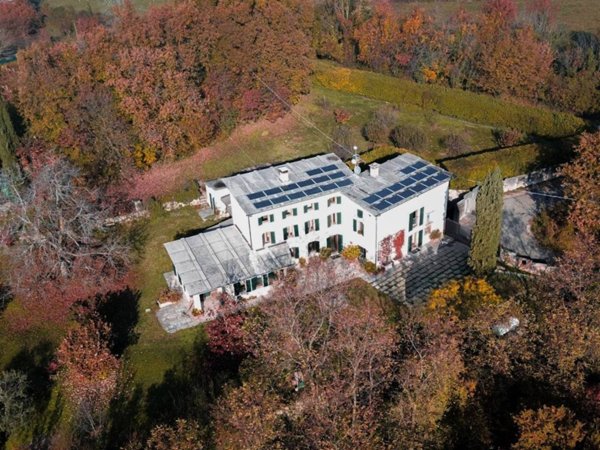 casa indipendente in vendita a Negrar di Valpolicella in zona Torbe