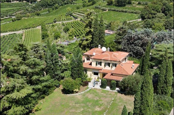 casa indipendente in vendita a Negrar di Valpolicella