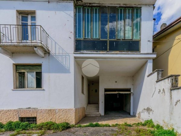 casa indipendente in vendita a Negrar di Valpolicella in zona Prun