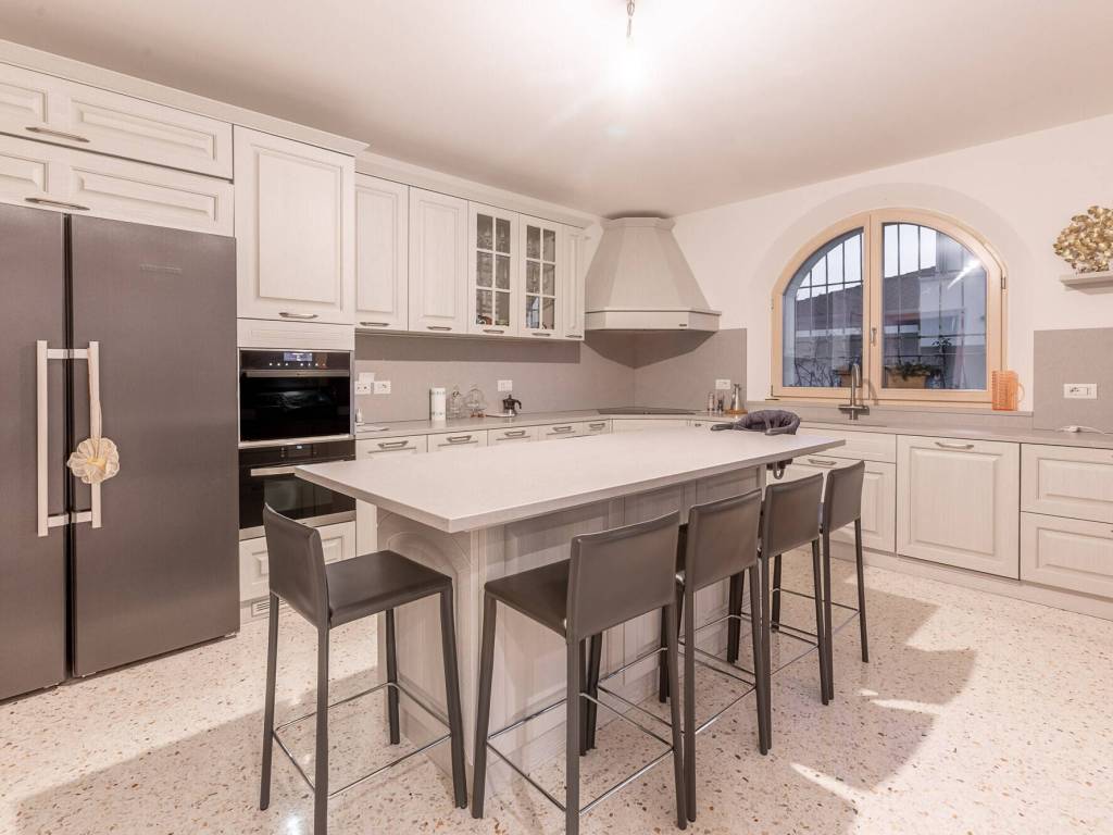 casa indipendente in vendita a Negrar di Valpolicella in zona Arbizzano