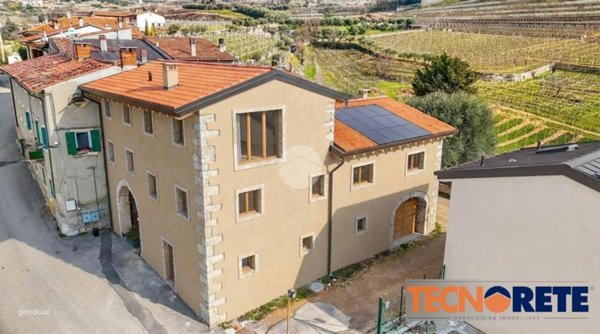 casa indipendente in vendita a Negrar di Valpolicella