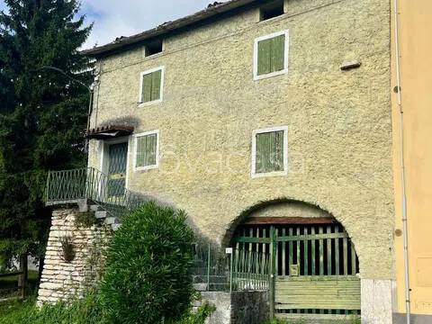 casa indipendente in vendita a Negrar di Valpolicella in zona Mazzano