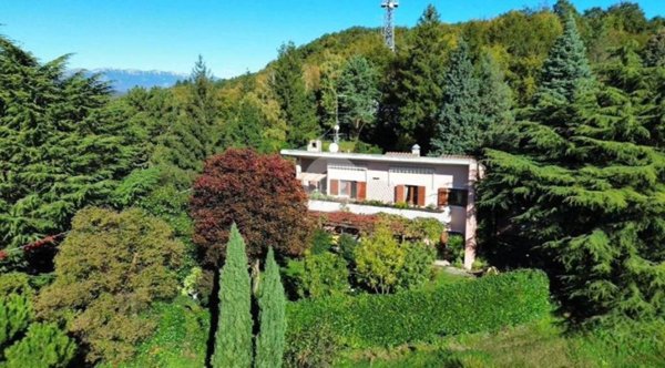 casa indipendente in vendita a Negrar di Valpolicella in zona Montecchio