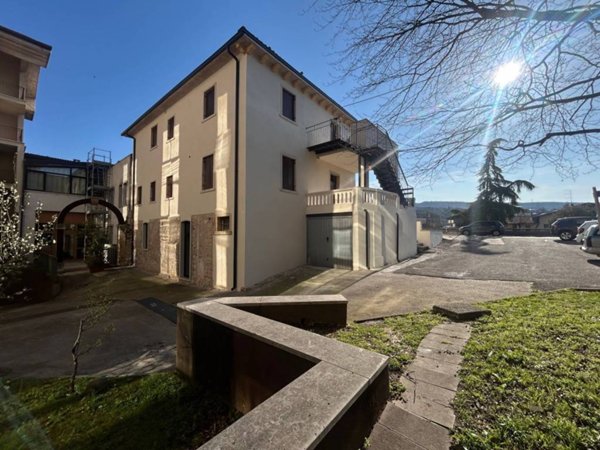 appartamento in vendita a Negrar di Valpolicella