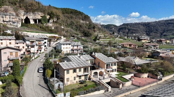 appartamento in vendita a Negrar di Valpolicella in zona Prun
