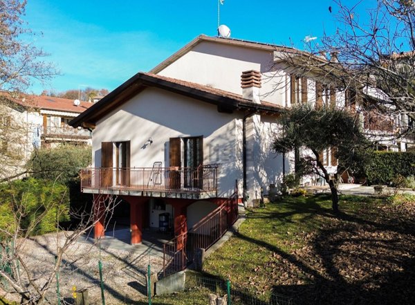 casa indipendente in vendita a Negrar di Valpolicella