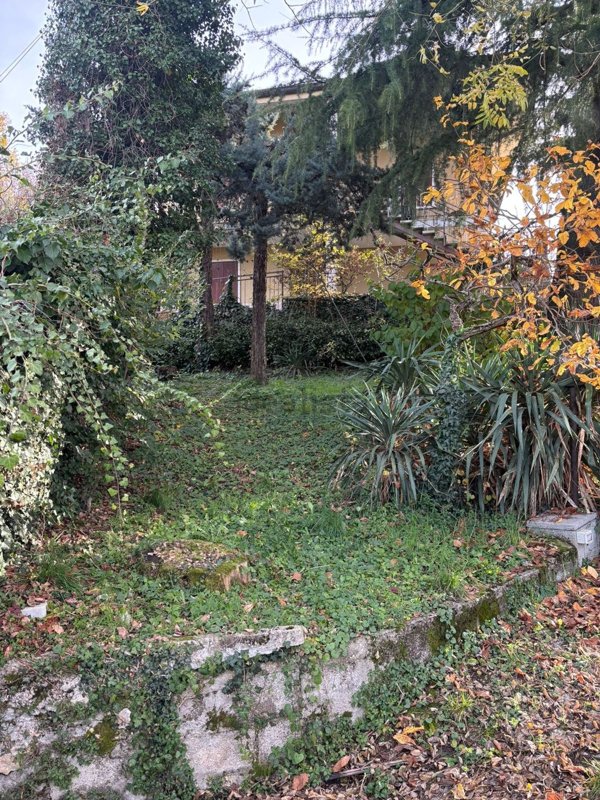 appartamento in vendita a Negrar di Valpolicella in zona Montecchio
