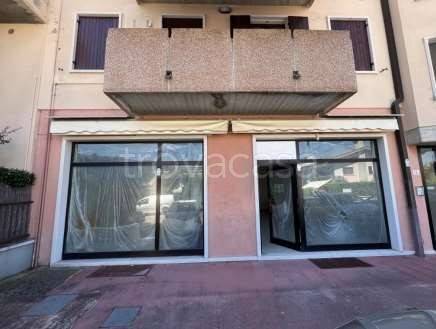 negozio in vendita a Negrar di Valpolicella in zona Arbizzano