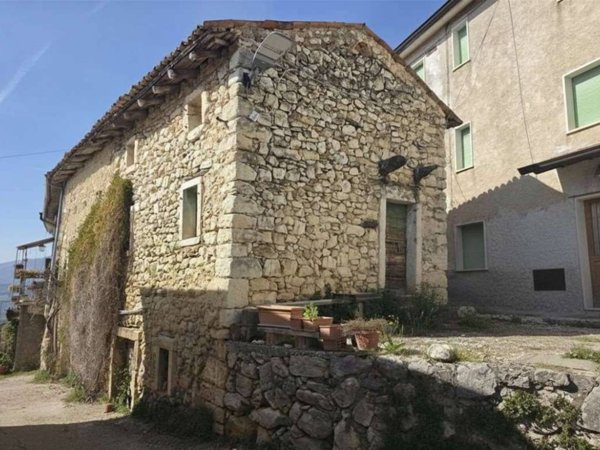 casa indipendente in vendita a Negrar di Valpolicella