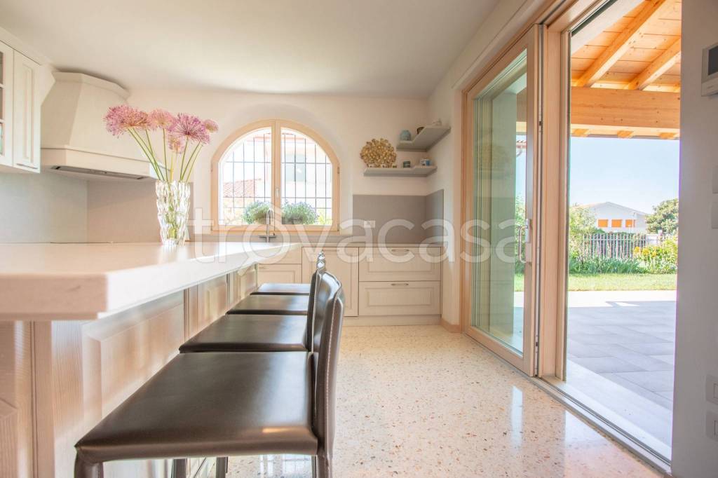 casa indipendente in vendita a Negrar di Valpolicella