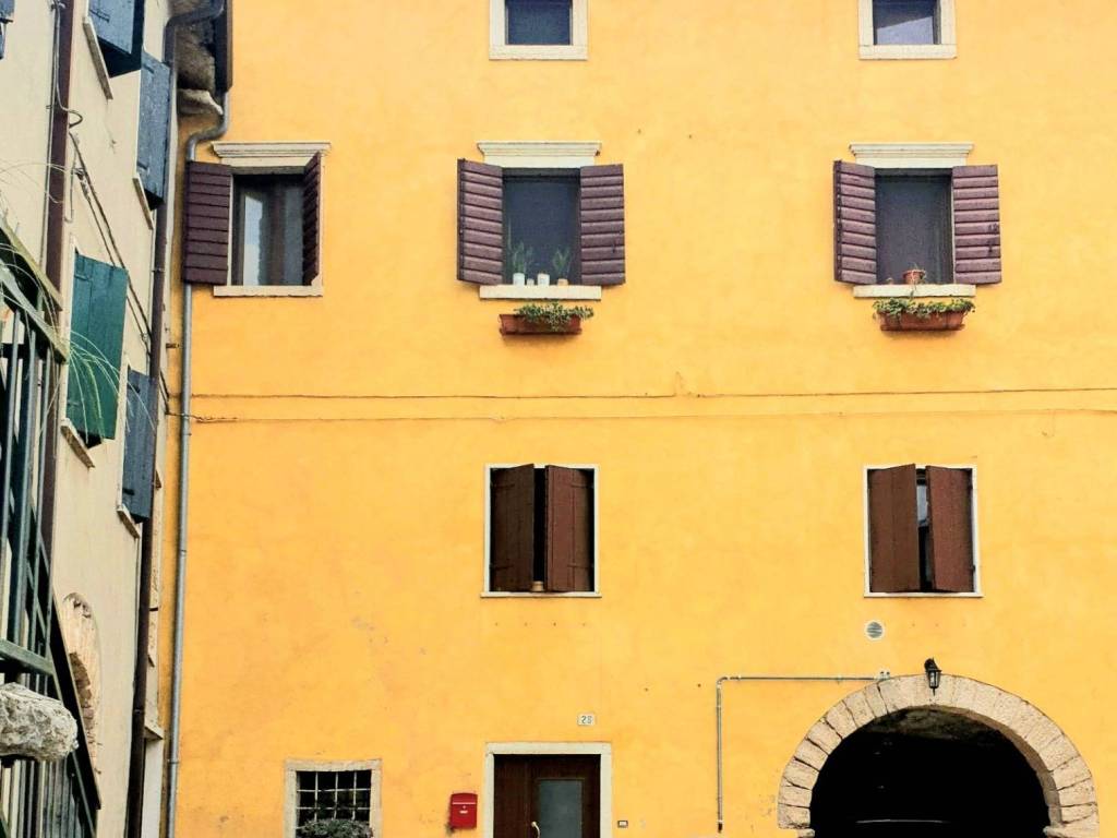 appartamento in vendita a Negrar di Valpolicella in zona Torbe